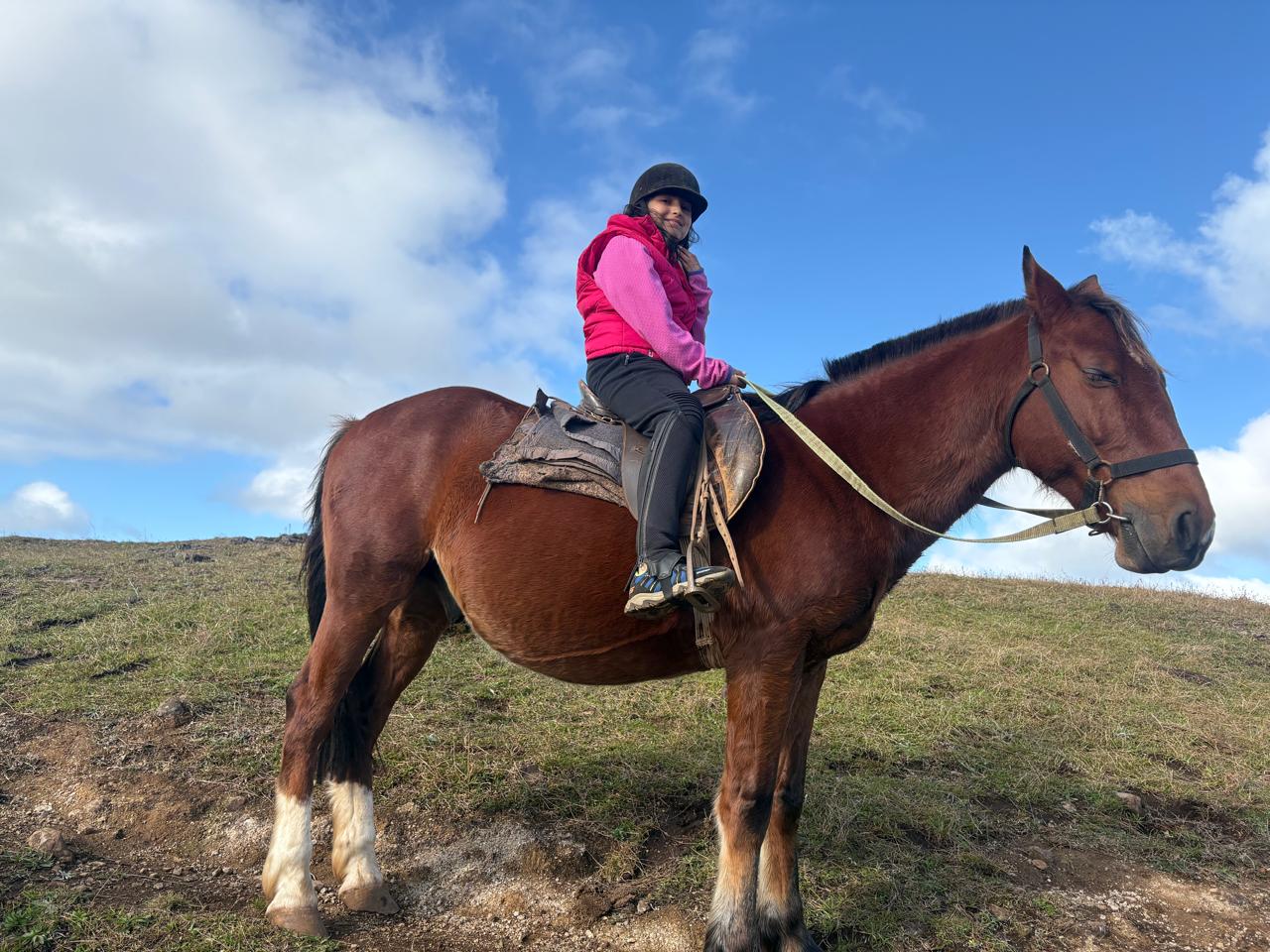 (+12 años) Vamos en caballo al punto más alto de Rapa Nui